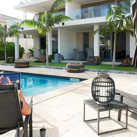 Goudhaen Luxury Private Apartments Jan Thiel Beach Dış mekan fotoğraf