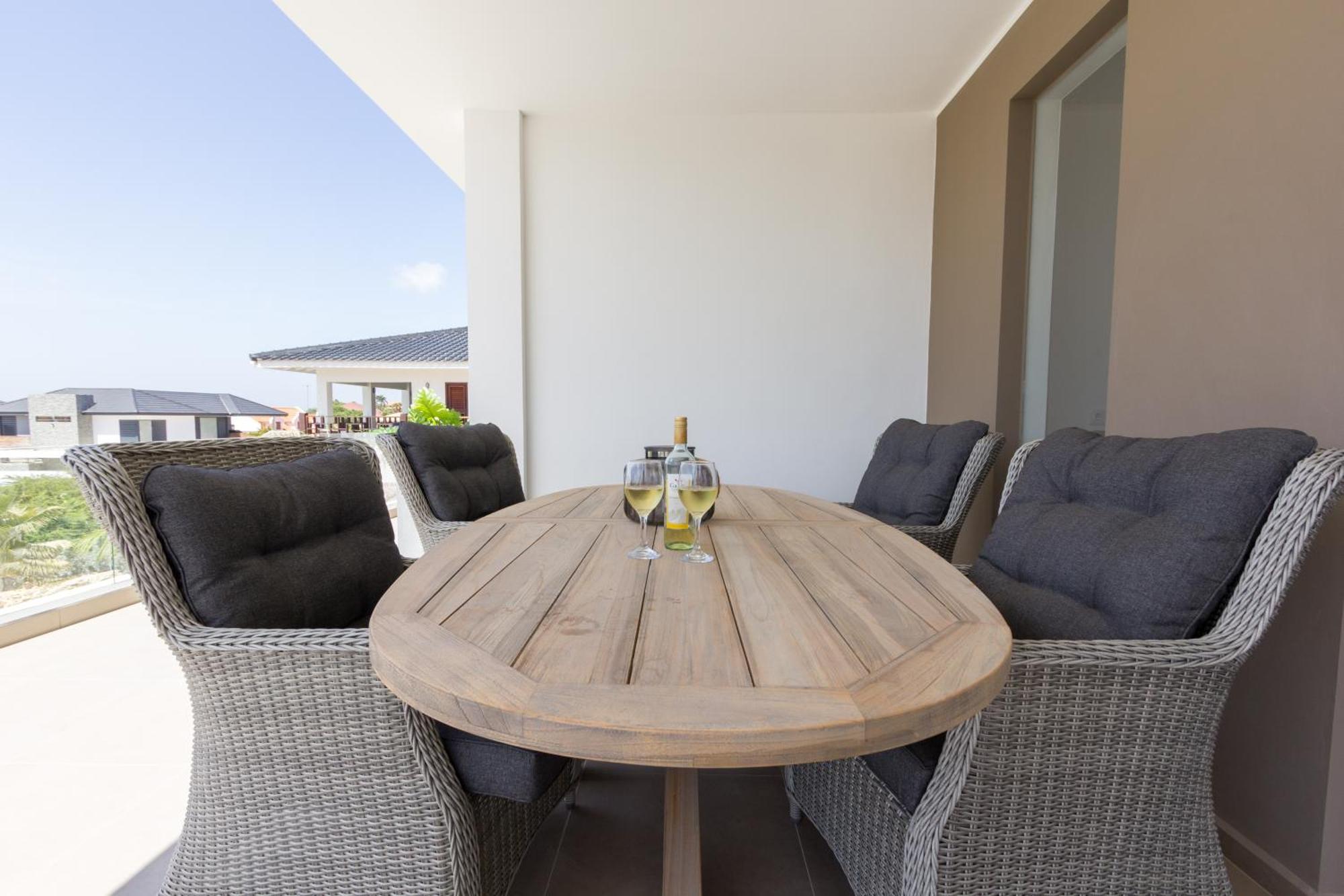 Goudhaen Luxury Private Apartments Jan Thiel Beach Dış mekan fotoğraf