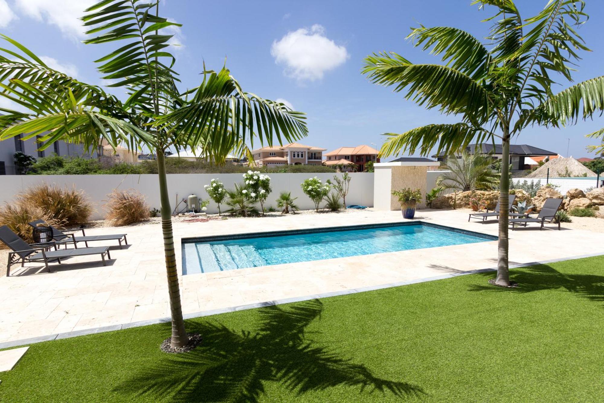 Goudhaen Luxury Private Apartments Jan Thiel Beach Dış mekan fotoğraf