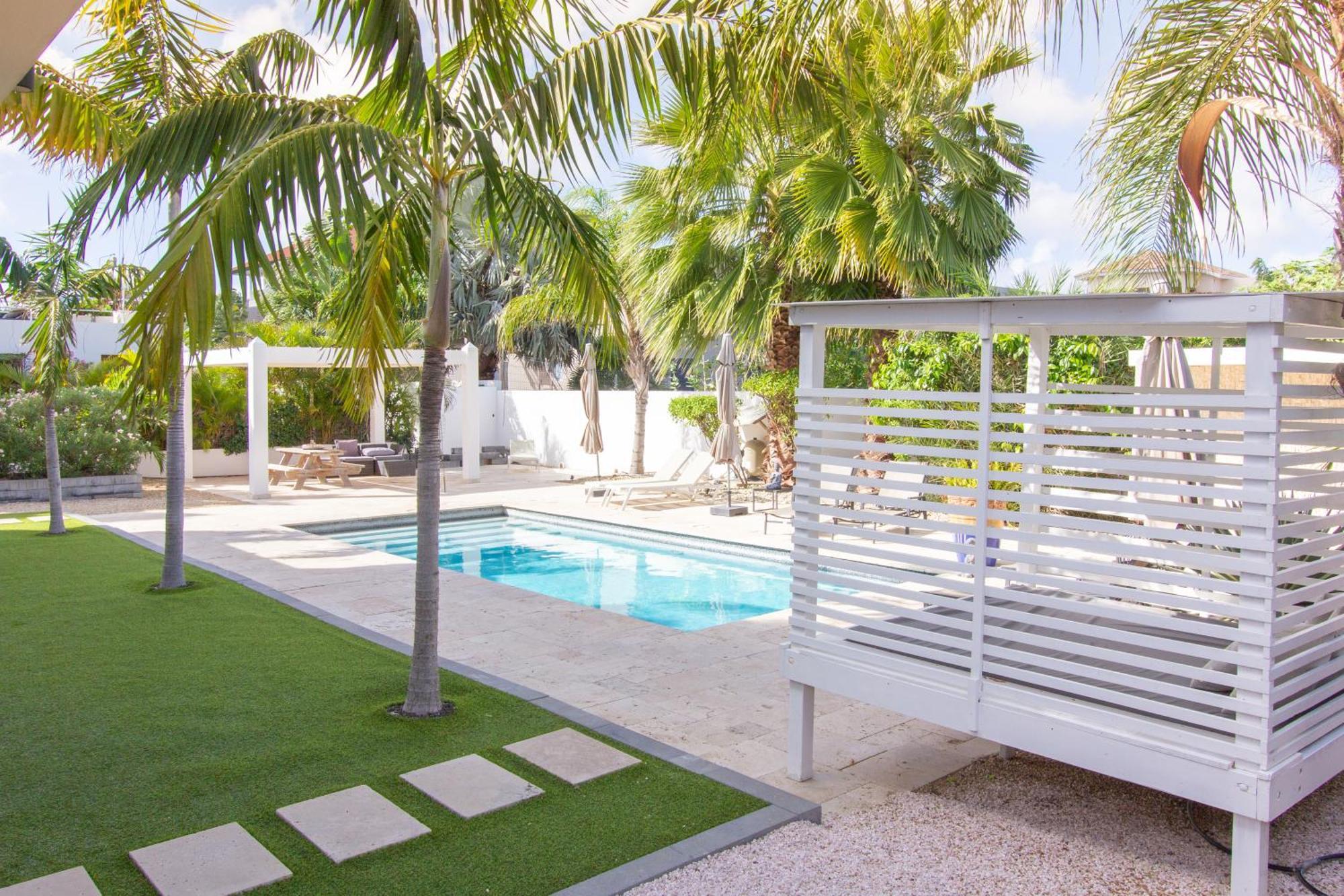 Goudhaen Luxury Private Apartments Jan Thiel Beach Dış mekan fotoğraf